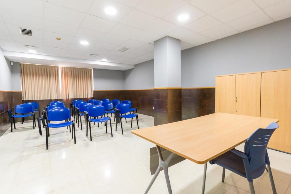 Albergue Inturjoven Sevilla Dış mekan fotoğraf