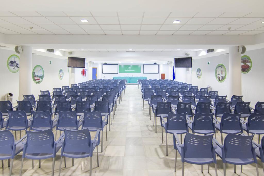Albergue Inturjoven Sevilla Dış mekan fotoğraf