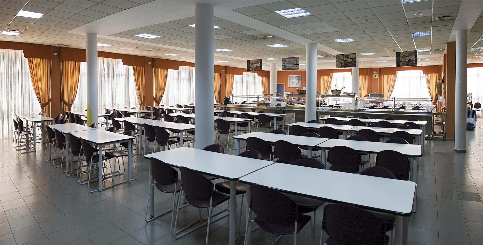 Albergue Inturjoven Sevilla Dış mekan fotoğraf